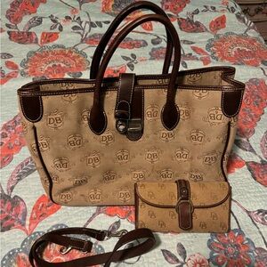 Dooney & Bourke Tote